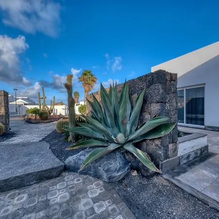 Casa Eden - De Lujo By Lanzarote Holiday home *