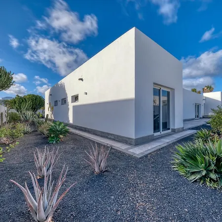 Casa Eden - Pool, Play Room And Ping-Pong By Lanzarote Vacation Homes 別荘 *