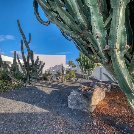 Casa Eden - Pool, Play Room And Ping-Pong By Lanzarote Vacation Homes * Charco del Palo