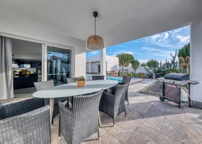 Vakantiehuis Casa Eden - De Lujo By Lanzarote