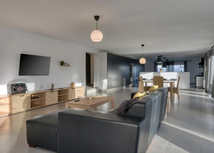 בית נופש Casa Eden - De Lujo By Lanzarote *